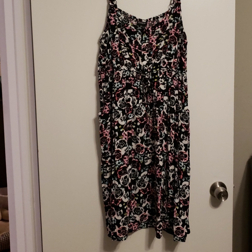 Torrid Skull & Flower Skater Dress - 3xl